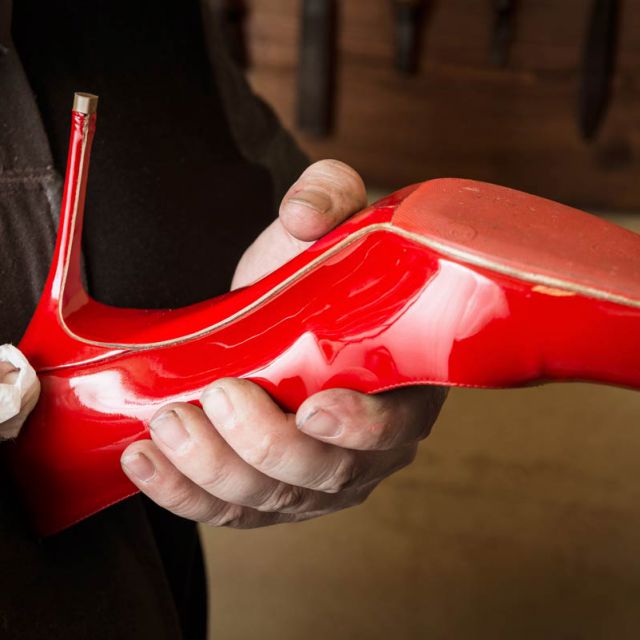 Cordonnerie Seror close up